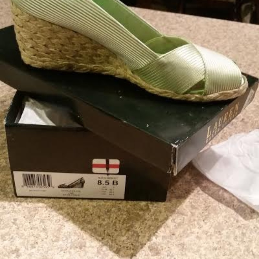 NEW! Lauren Ralph-Lauren-Cecilla-Limesatin Wedge